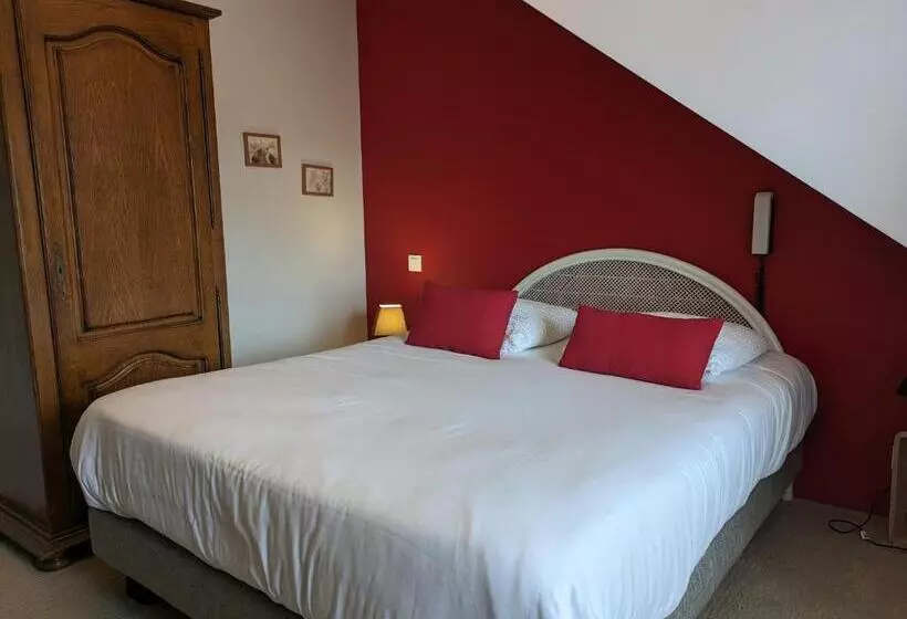 Standard Yhden Hengen Huone, Logis Hôtel Le Saint Florent