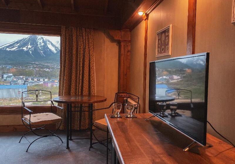 חדר סטנדרט, Los Nires