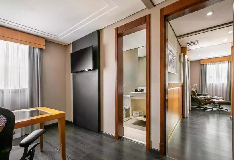 Executive Junior Suite