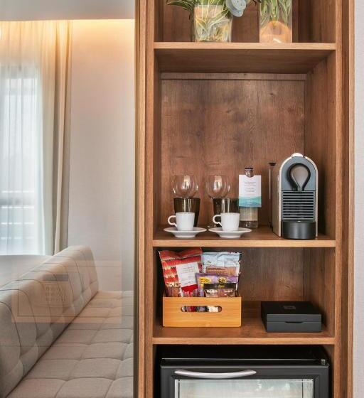 اتاق پریمیوم با بالکن, Melia Jardim Europa