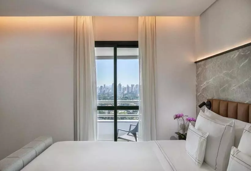 Premium Room with Balcony