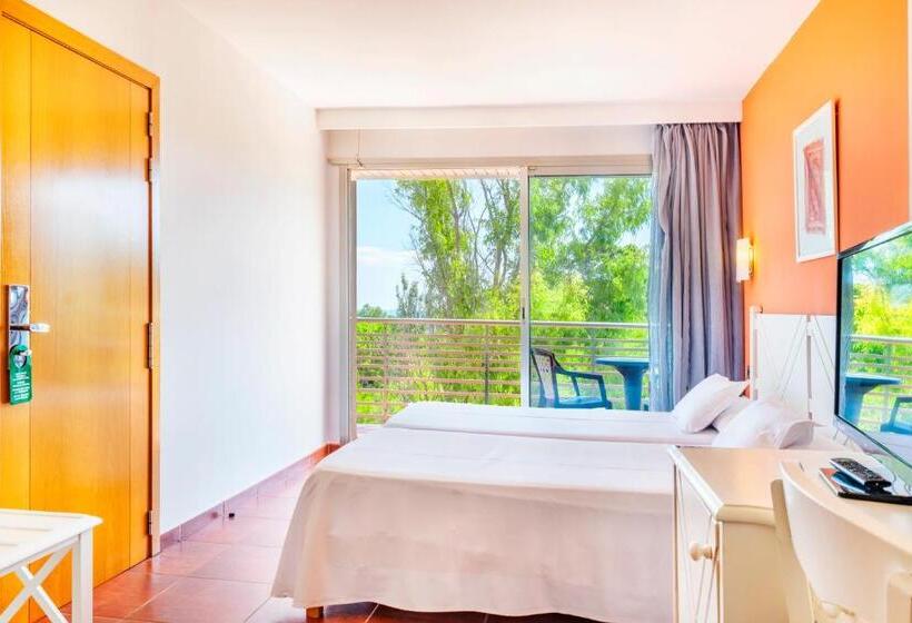 标准单人间, Na Forana