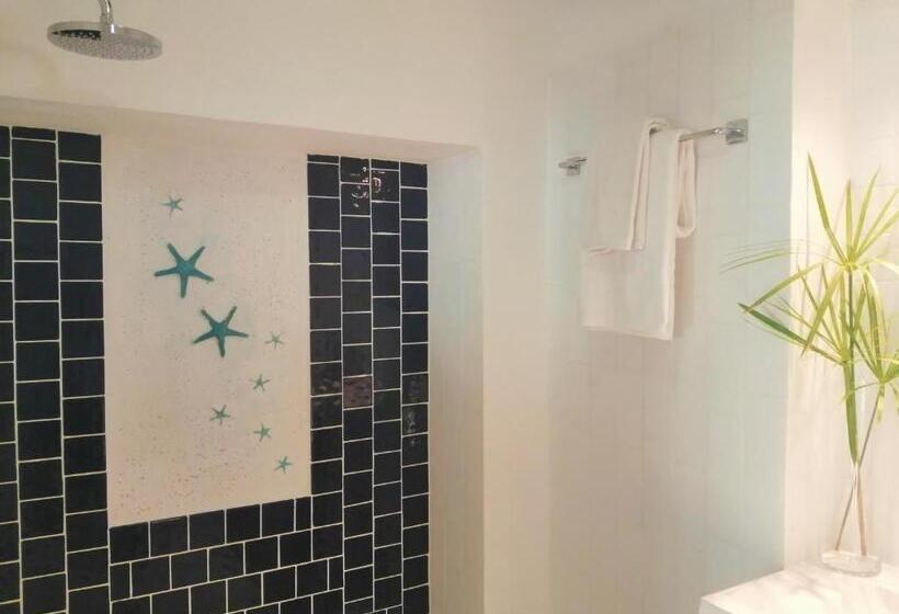 高级套房带海景, Na Forana