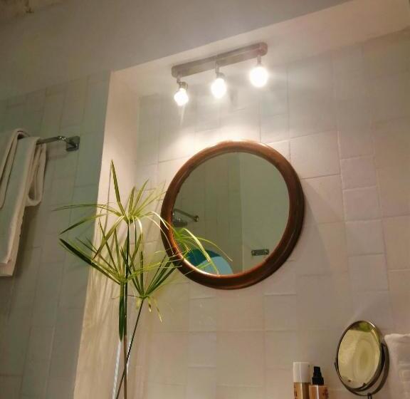 高级套房带海景, Na Forana