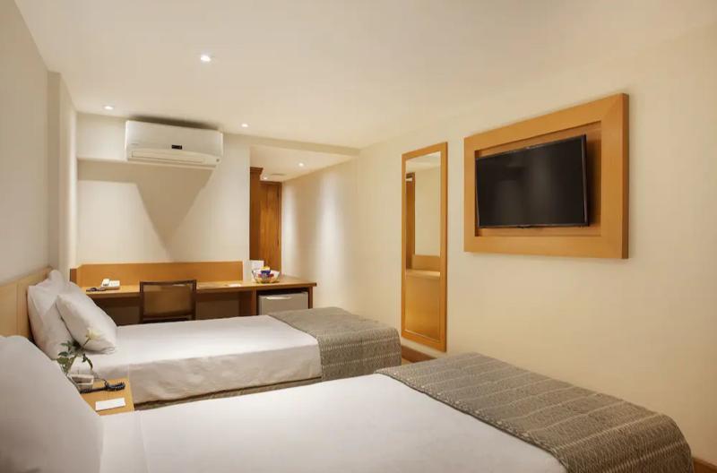 Номер Стандарт, Windsor Palace Copacabana