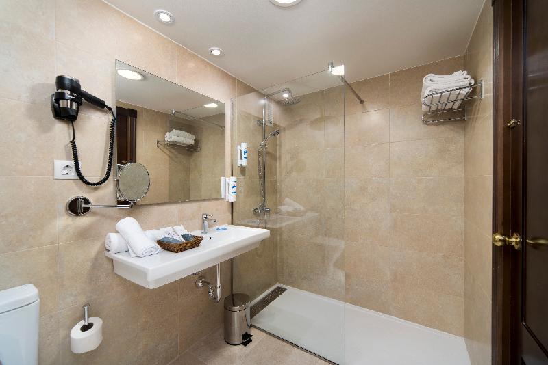 استودیوی استاندارد, Legendary Lisboa Suites