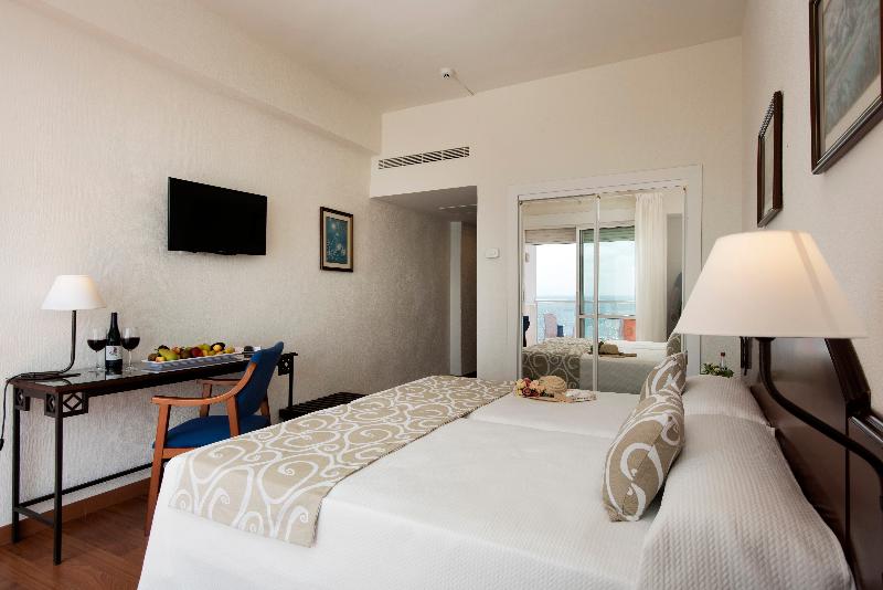 استودیوی استاندارد, Legendary Lisboa Suites