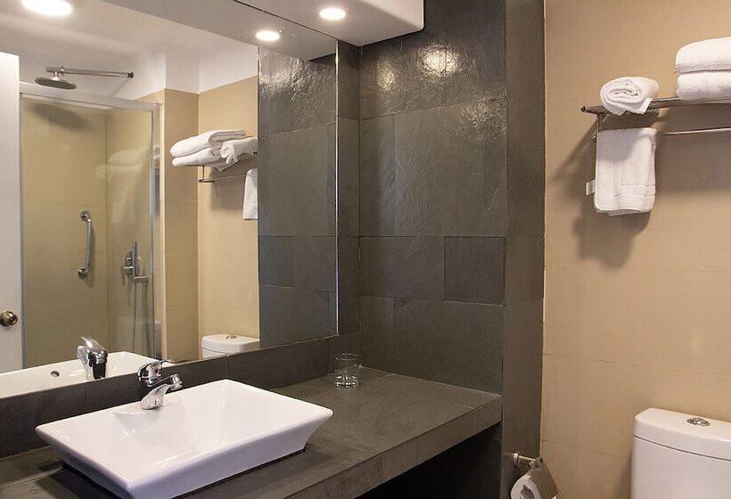 غرفة قياسية, Club La Serena