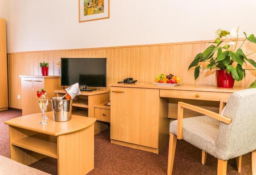 패밀리 스위트, Horsky Hotel Mnich