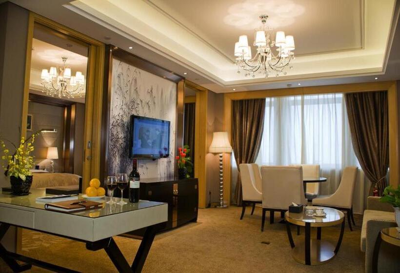 Номер Deluxe Кровать Кинг, Yangzhong Firth Jinling Grand