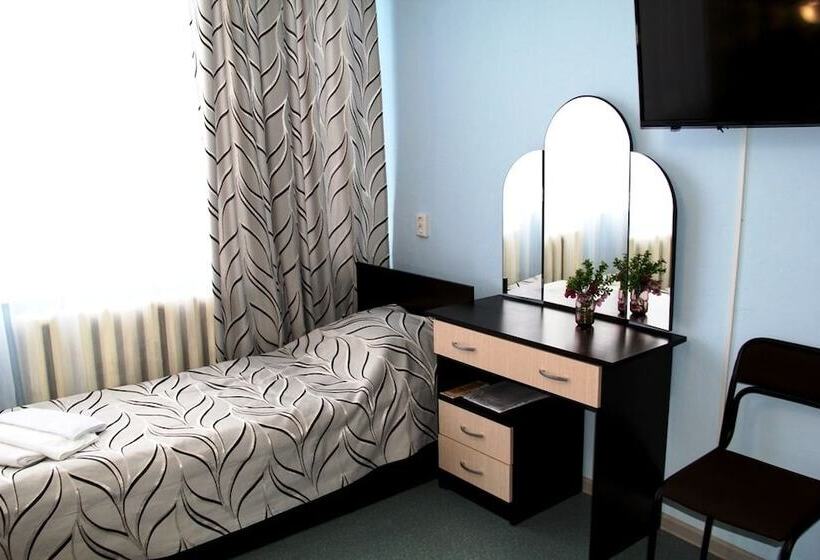 اتاق استاندارد, Oasis Hotel   Hostel