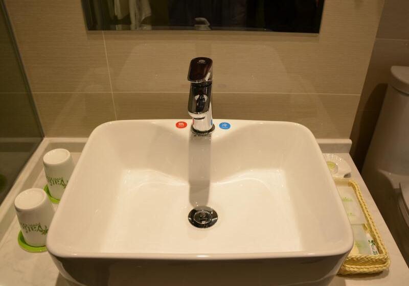 Номер Стандарт Индивидуальный, Vatica Xuzhou Suining Bus Station Bayi West Road