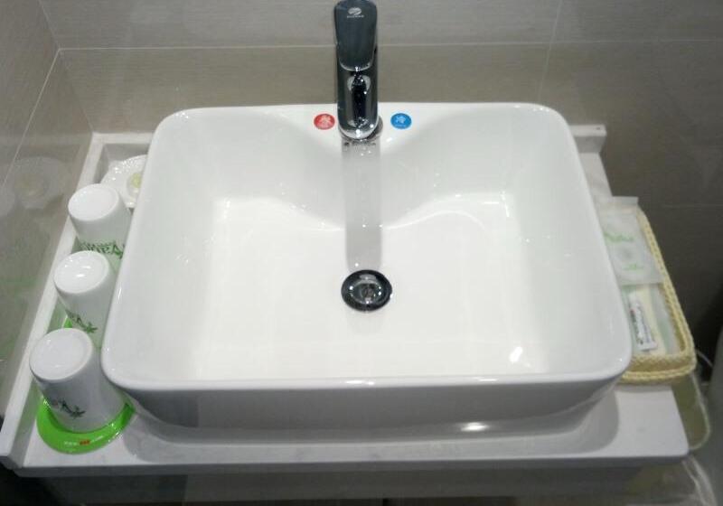 Семейный Номер, Vatica Xuzhou Suining Bus Station Bayi West Road