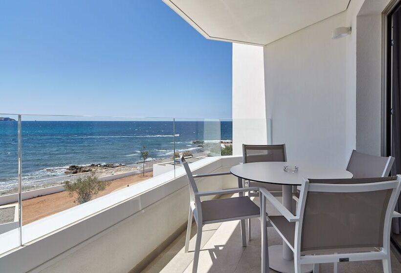2 Bedrooms Suite Sea View, Can Salia