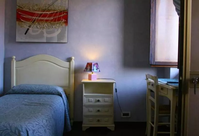 スタンダードシングルルーム, Albergo Vecchio Pavone