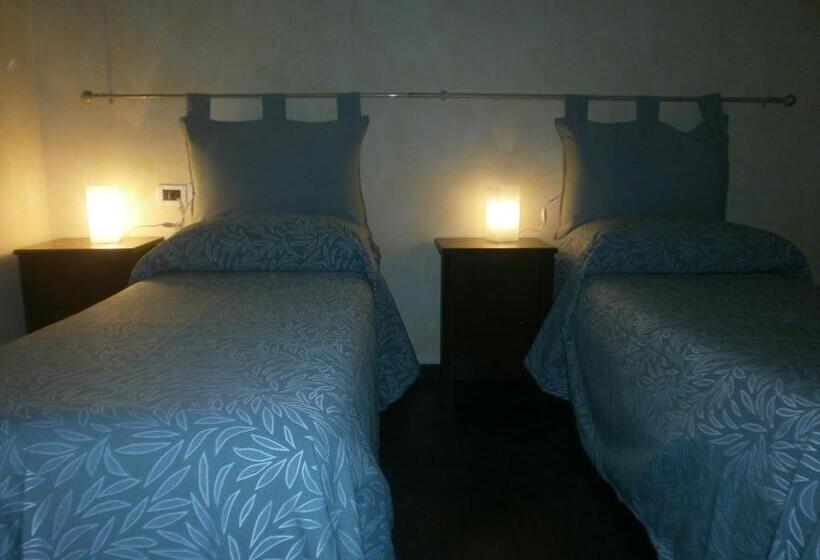 스탠다드 룸, Albergo Vecchio Pavone