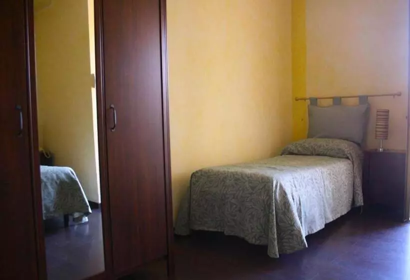 スタンダードトリプルルーム, Albergo Vecchio Pavone