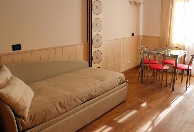 침실 1개 발코니 아파트, Bucaneve