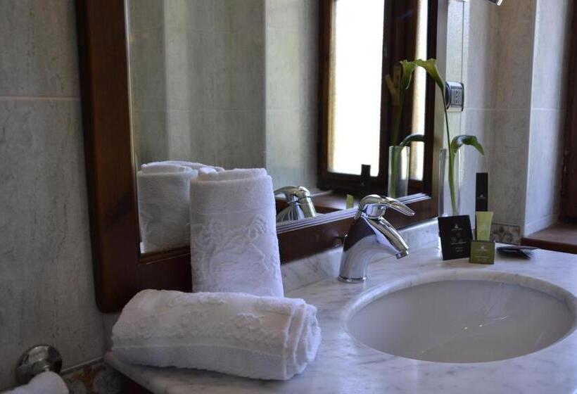 클래식 4인 룸, Bucaneve