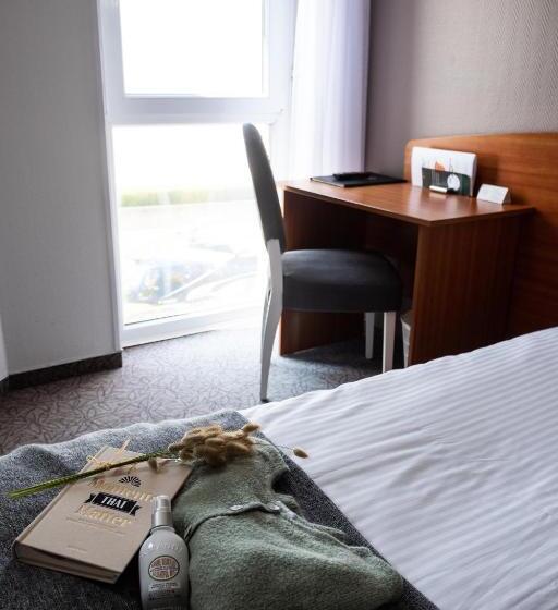 غرفة قياسية إطلالة جانبية علي البحر, Hôtel De La Baie Des Trépassés