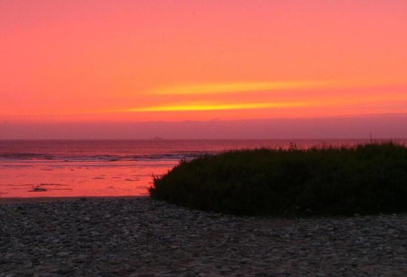 جناح مطلّ علي البحر, Hôtel De La Baie Des Trépassés