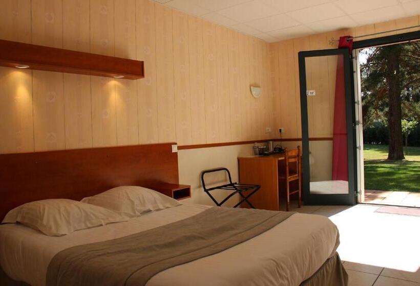 חדר סטנדרט עם טרסה, Hôtel Restaurant Logis La Méridienne