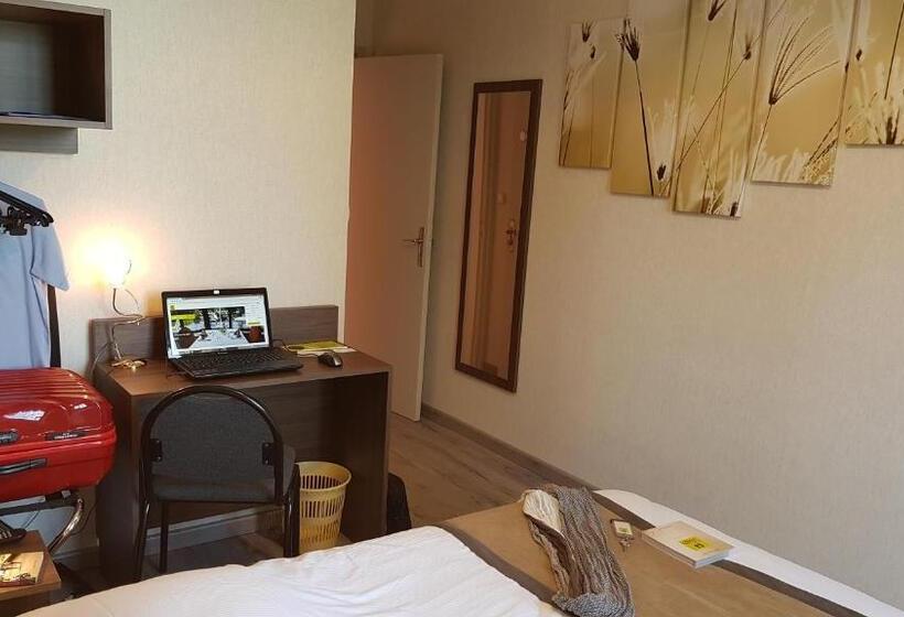 标准单人间, Logis Hotel Restaurant La Sapinière