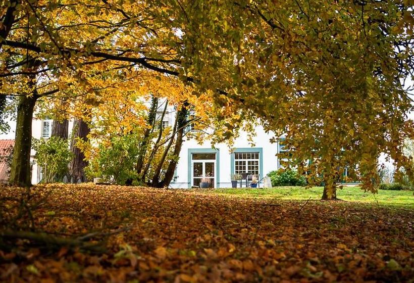 غرفة قياسية مطلّة علي الحديقة, Logis   Hotel Restaurant La Sapinière