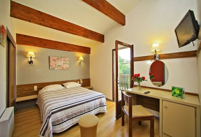 Номер Стандарт, Le Clos Grand