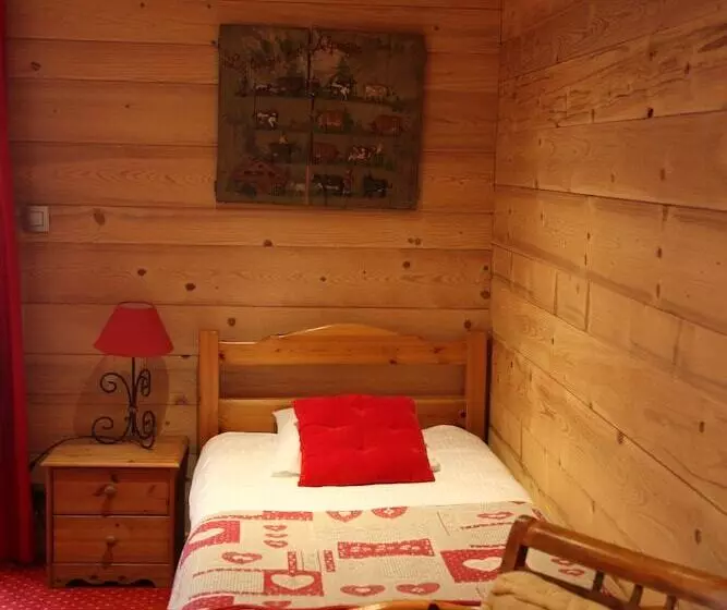 Standard Triple Room, Cro Bidou