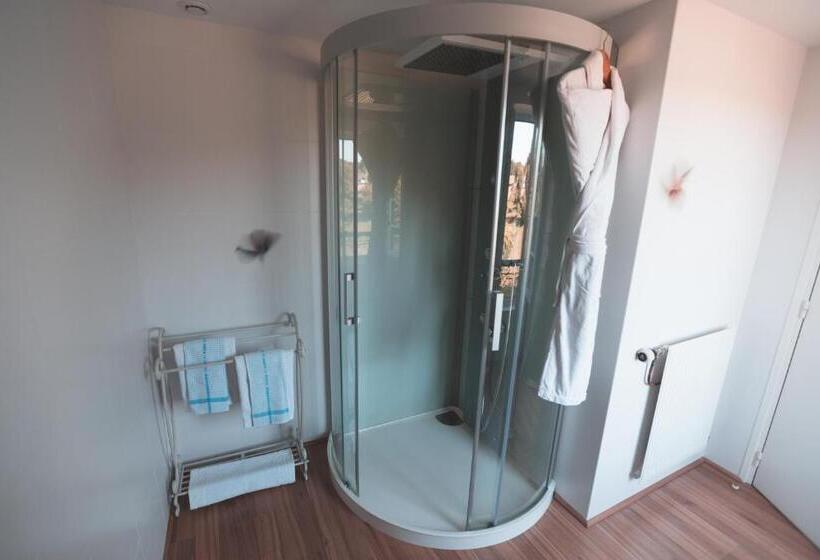 غرفة قياسية, Les Voyageurs