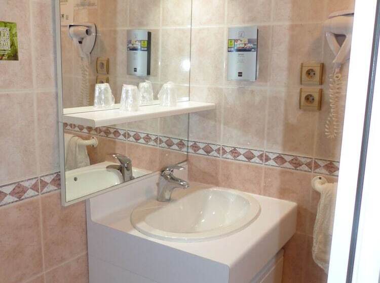 اتاق استاندارد, Logis Auberge De L Isard