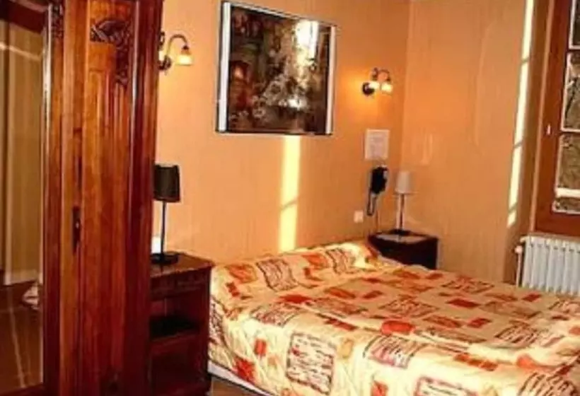 スタンダードシングルルーム, Logis Hostellerie Bressane