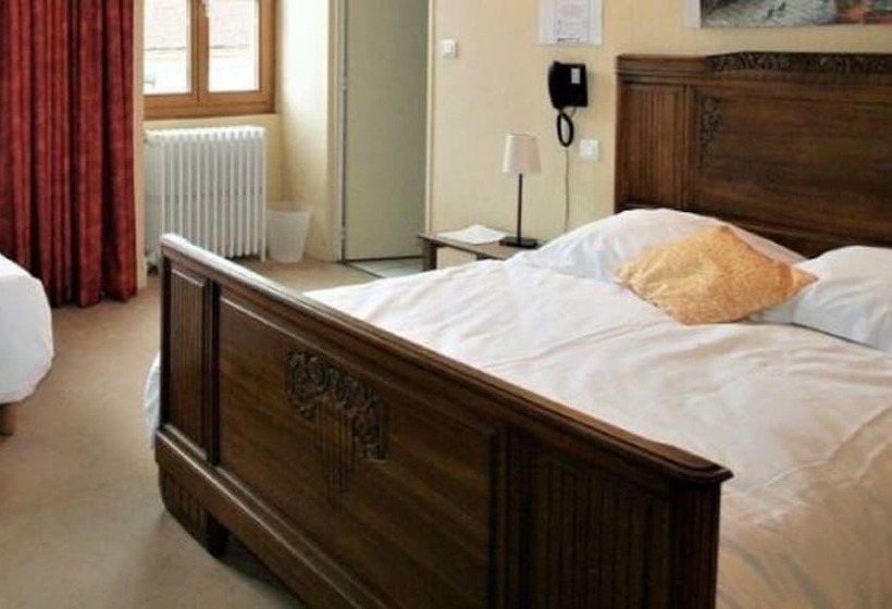 Номер Стандарт Трехместный, Logis Hostellerie Bressane