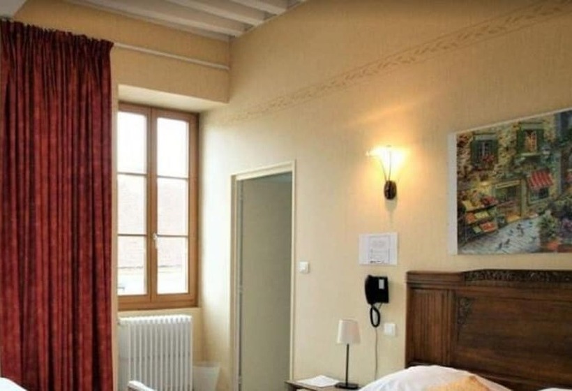 Номер Стандарт Трехместный, Logis Hostellerie Bressane