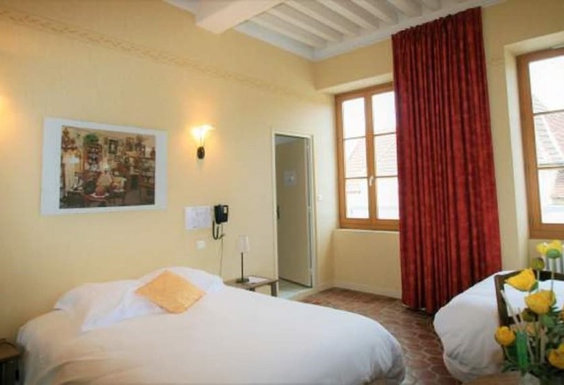 Номер Стандарт Трехместный, Logis Hostellerie Bressane