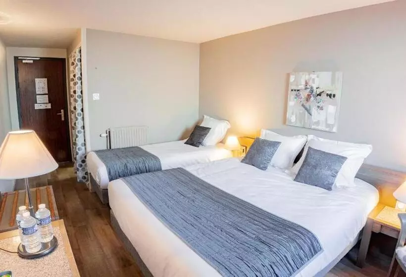 トリプルクラシックルーム, Logis Hôtel La Grassinais Saint Malo