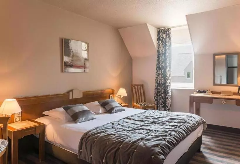 キングサイズベッドのスタンダードルーム, Logis Hôtel La Grassinais Saint Malo