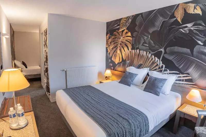 コンフォートトリプルルーム, Logis Hôtel La Grassinais Saint Malo