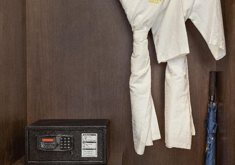 اتاق استاندارد, Logis Hôtel La Grassinais Saint Malo