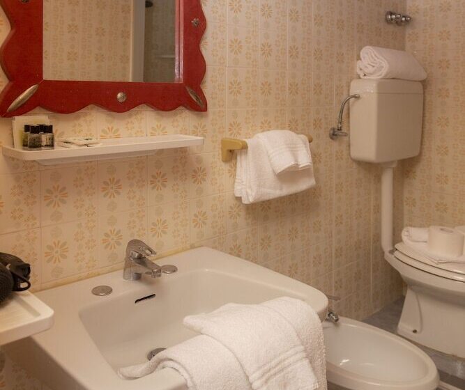 Четырехместный Номер Стандарт, Monte Triplex