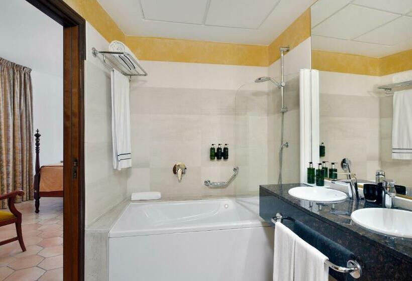 سوییت جونیور با بالکن, Melia Cala D Or Boutique