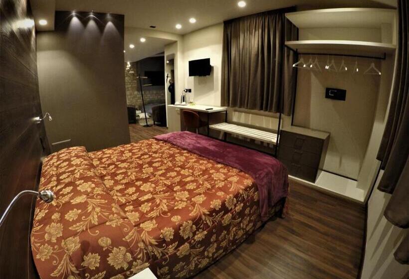 豪华套房, Centrale