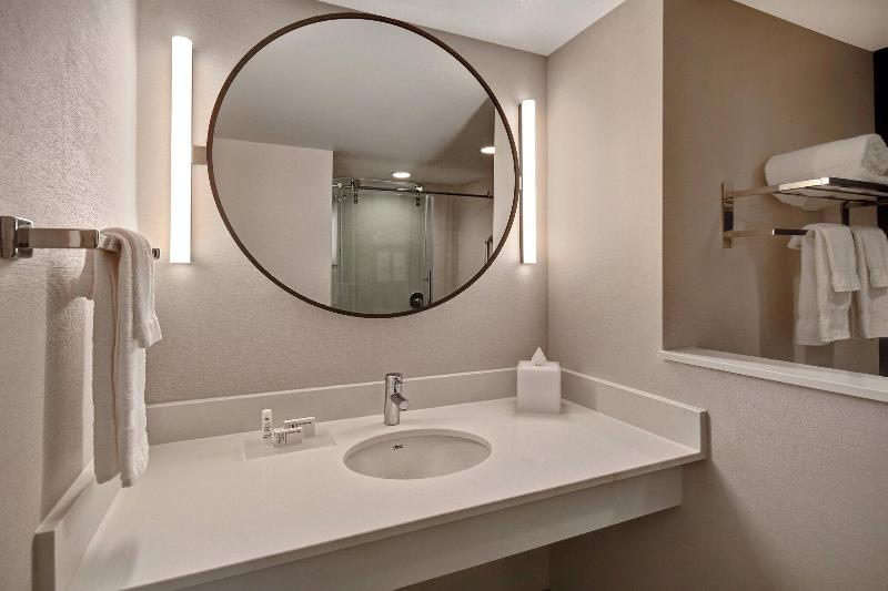 جناح سرير كينج, Fairfield Inn & Suites Las Vegas Airport South