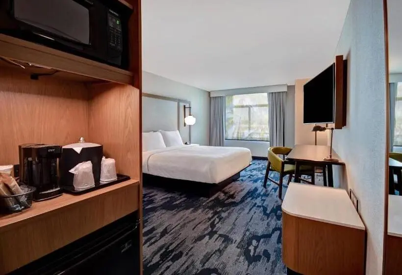 キングサイズベッドのスタンダードルーム, Fairfield Inn & Suites Las Vegas Airport South