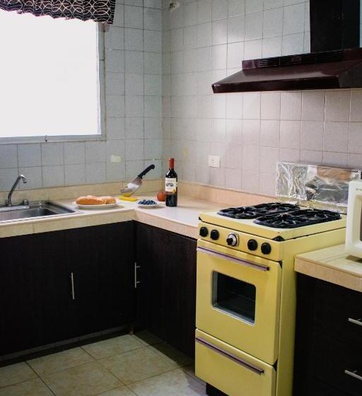 آپارتمان 3 خوابه, Suites Del Sol Hotel & Apartments