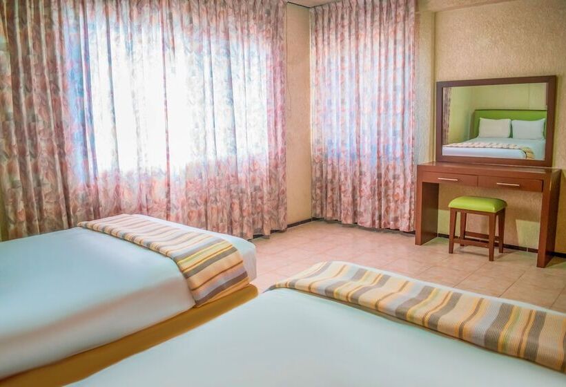 آپارتمان 3 خوابه, Suites Del Sol Hotel & Apartments