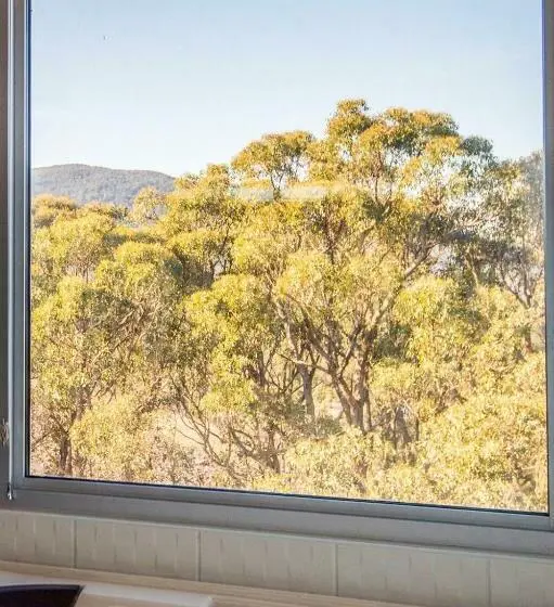 キングサイズベッドのスタンダードルーム, Macedon Ranges Hotel & Spa