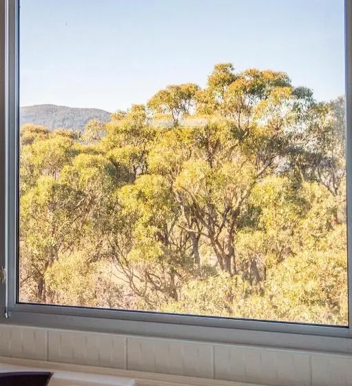 キングサイズベッドのスーペリアルーム, Macedon Ranges Hotel & Spa