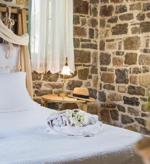 オーシャンビュースイート, Palaeopoli Villas